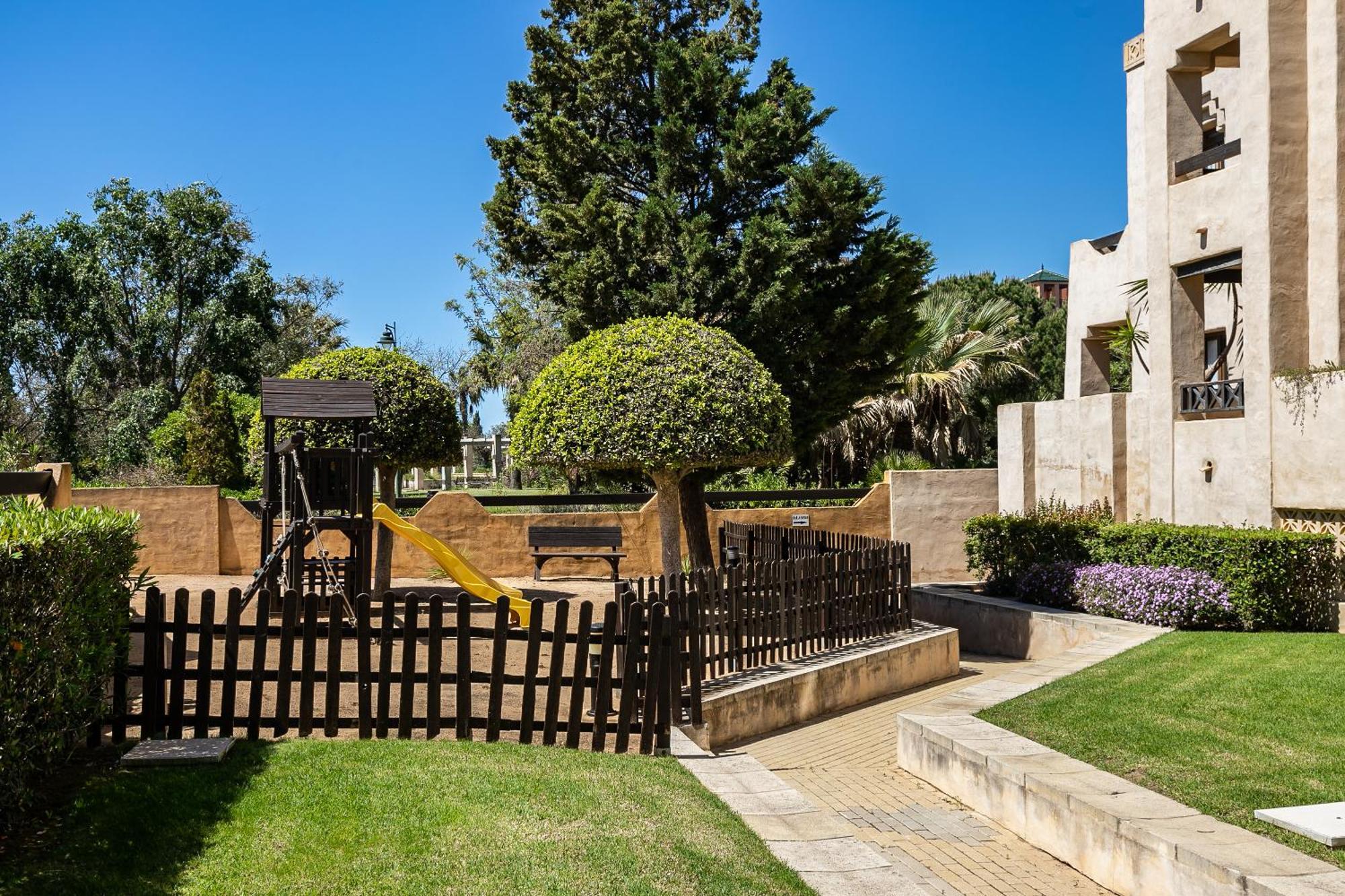 Jardines De Isla Canela Vistas A Las Marismas Exterior photo